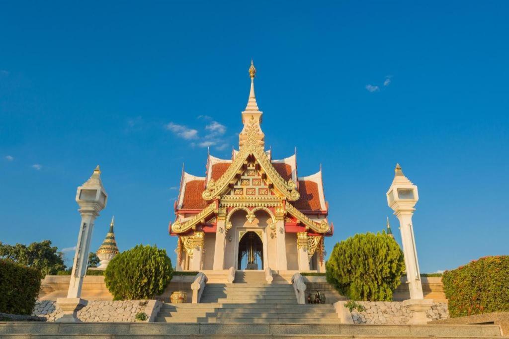 Oldie And Sleepy Hostel Udon Thani Exterior foto