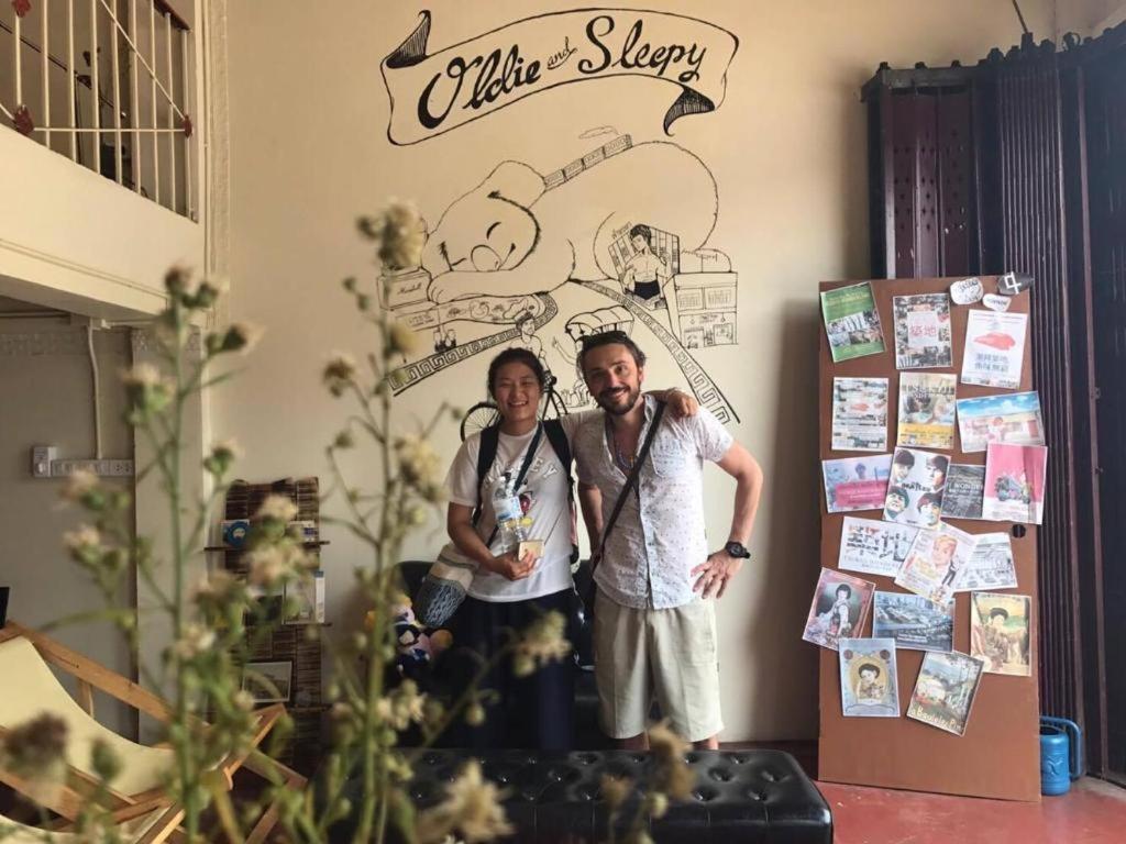 Oldie And Sleepy Hostel Udon Thani Exterior foto